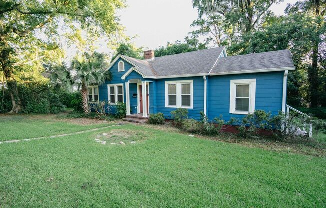 3/1 Charming House in Midtown