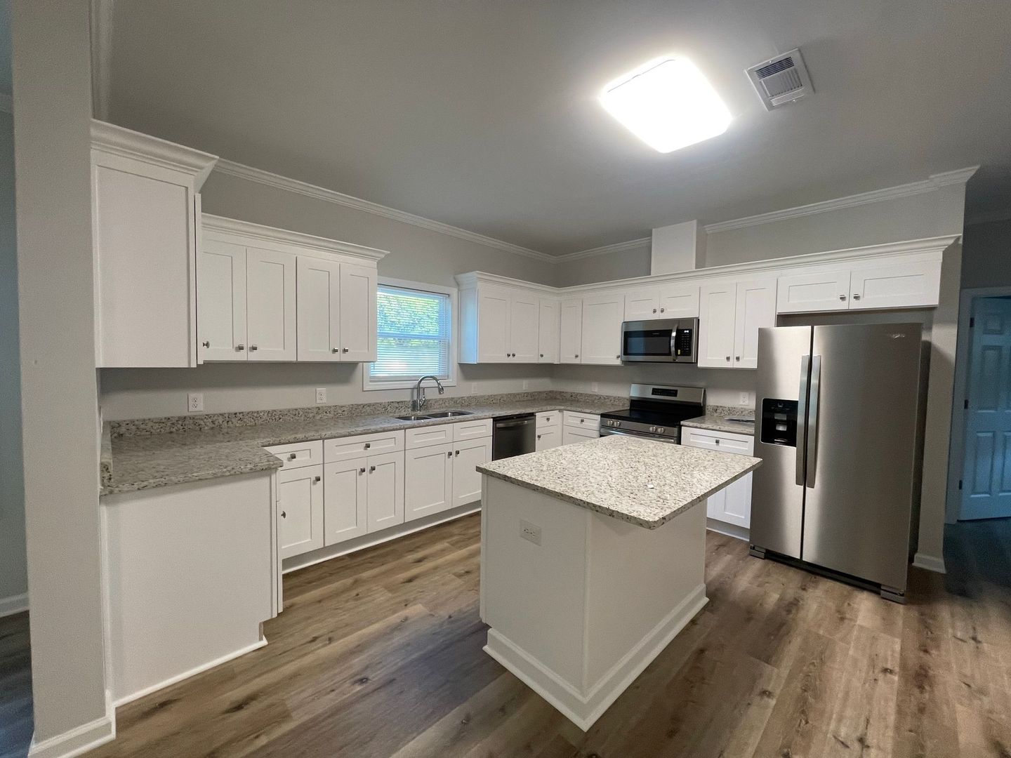 NEW CONSTRUCTION 4 BEDROOM PRE-LEASING FOR AUGUST 2025!