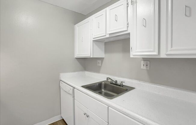 1 bed, 1 bath, 500 sqft, $999