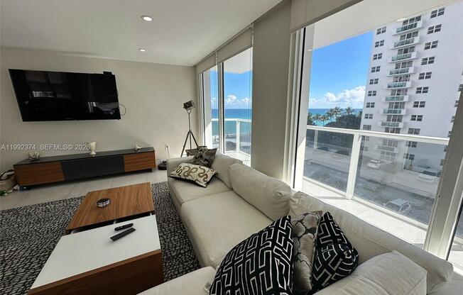 2751 S OCEAN DR