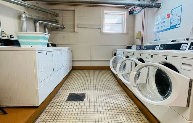 3 beds, 1 bath, 821 sqft, $3,500, Unit 14P-7