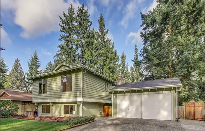 Spacious 5BR Home in Wild Tree – Ideal for Multi-Generational Living!