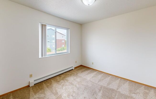 3 beds, 2 baths, 1,008 sqft, $1,250, Unit 1704-110