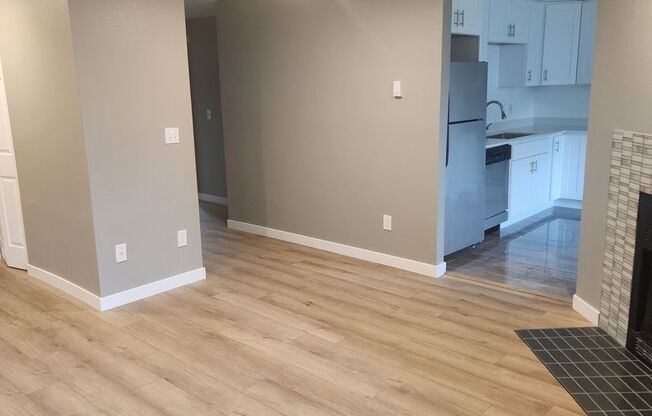 2 beds, 1 bath, 960 sqft, $2,150, Unit A