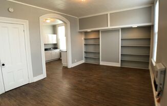 443 MONROE AVE