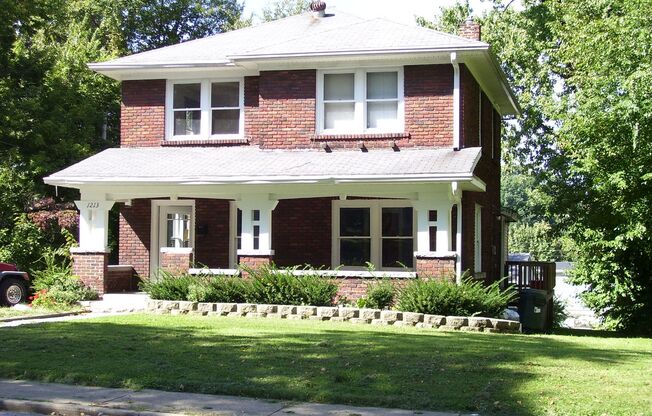 1213 N Washington Street