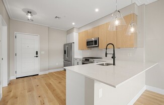 1 bed, 1 bath, 708 sqft, $3,200, Unit 306