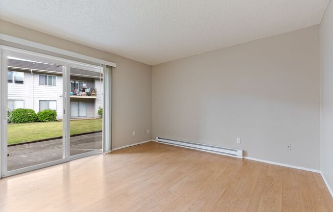 1 bed, 1 bath, 675 sqft, $1,195, Unit #11
