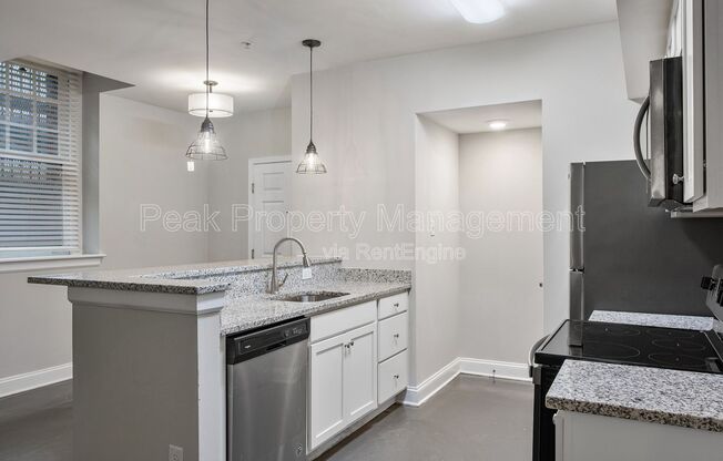 1 bed, 1 bath, 814 sqft, $1,195, Unit 11