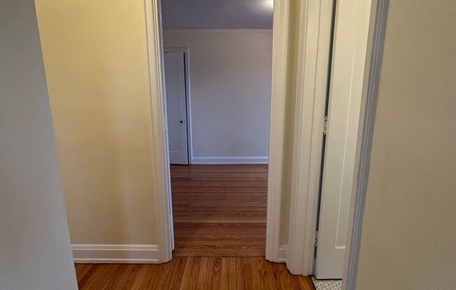 1 bed, 1 bath, 617 sqft, $1,850, Unit Wellington 902