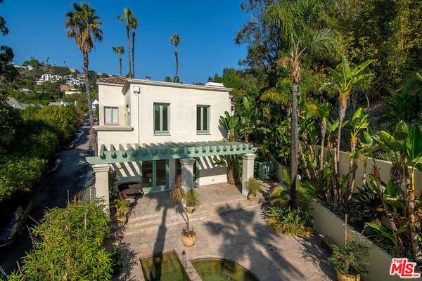 1368 DOHENY PL