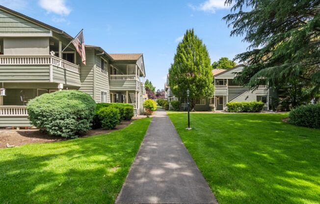 2 beds, 2 baths, 1,027 sqft, $1,495, Unit 87