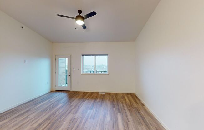 1 bed, 1 bath, 815 sqft, $1,240, Unit 7950-2418