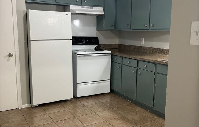 1 bed, 1 bath, 770 sqft, $1,435, Unit 4-2418-A