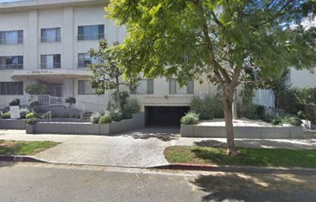 Peerless Apartments