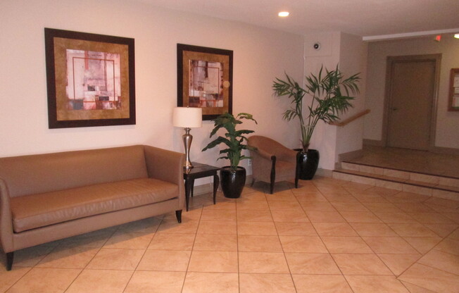 Beautiful 1 Bedroom Condo in Hyattsville!