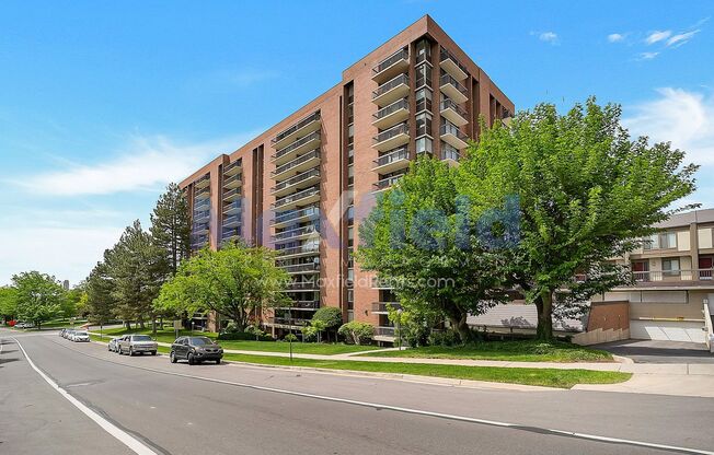 Salt Lake City - Near Downtown - 2BD - 2BTH - 1GAR