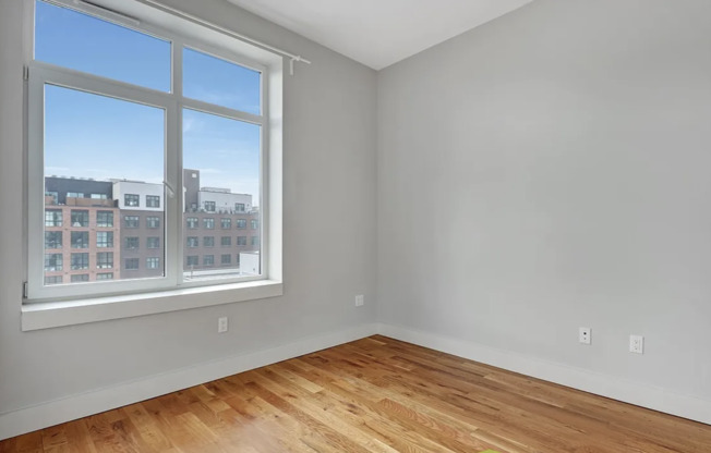 1038 GREENE AVE