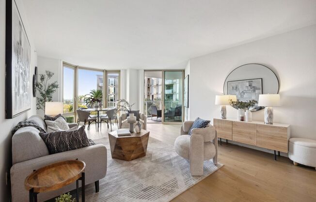 2BR/2BA Remodeled Condo in the Towers! NEW Appliances! Parking! Pool! PROGRESSIVE
