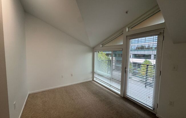 2 beds, 2 baths, 940 sqft, $2,950, Unit 2504-A