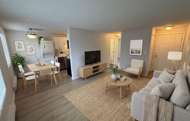 1 bed, 1 bath, 590 sqft, $1,395, Unit 924