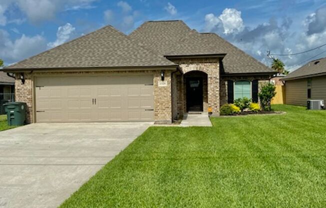 3B/2.5B Home Available in Lake Charles
