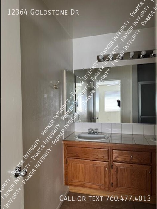 12364 GOLDSTONE DR