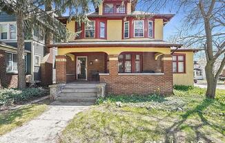 1400 DUNHAM ST SE