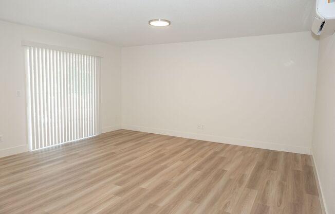 1 bed, 1 bath, 612 sqft, $1,725, Unit 66-16