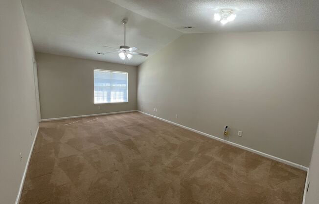 1 bed, 1 bath, 871 sqft, $1,225, Unit 2758-5