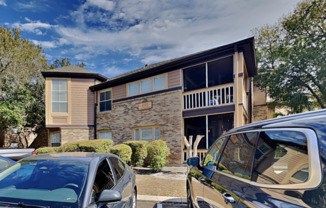 490 North Pin Oak Pl. # 114