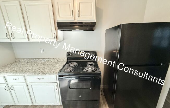 3 beds, 1 bath, $1,250