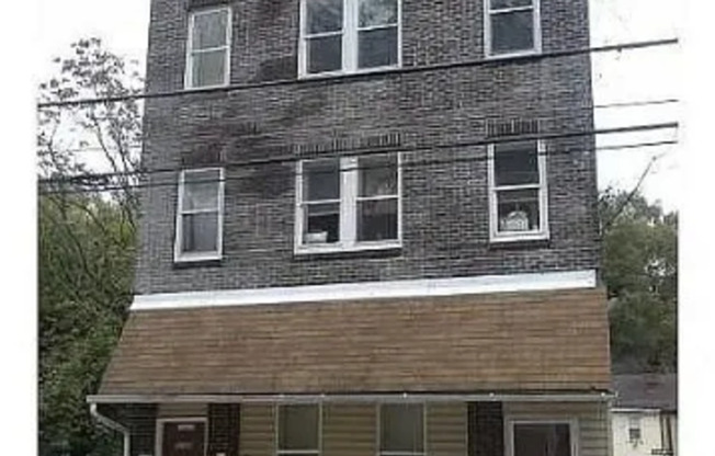 3148 McClure