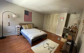 Studio, 1 bath, 390 sqft, $1,350, Unit 541-206