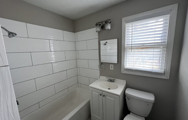 103 THOMAS JEFFERSON DR