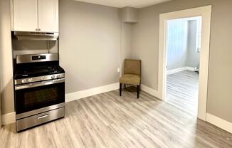 1 bed, 1 bath, 600 sqft, $2,250, Unit 2