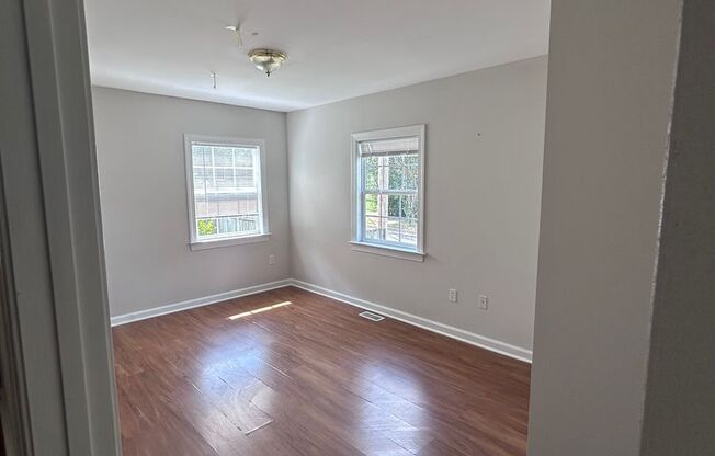 Charming 4-Bedroom Rancher in Reedy Creek!