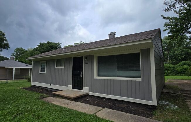 Welcome to 1222 Canfield Ave in Memphis, TN!