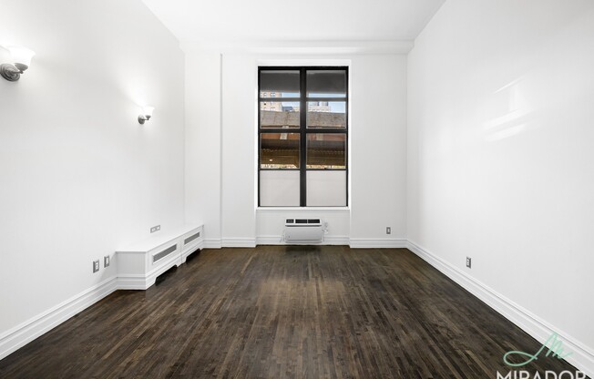 1 bed, 1 bath, $5,000, Unit LB