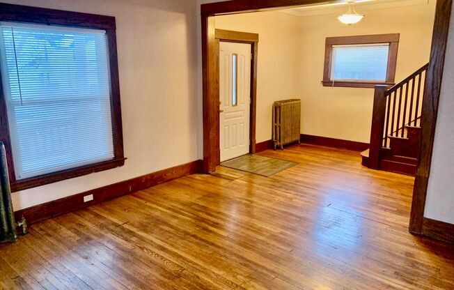 4 Bedroom, 1.5 Bath Home – North East Grand Rapids