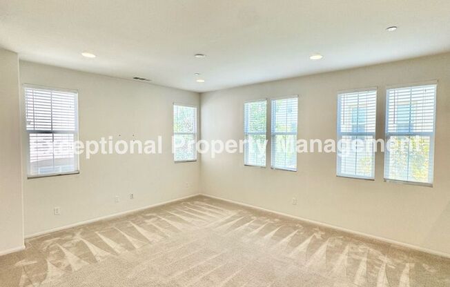 Great 3 bed 3 bath home