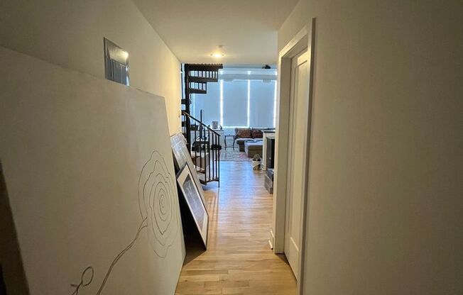 3 beds, 2 baths, 1,600 sqft, $2,495, Unit 519