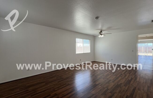 3 Bed 2 Bath Home in Victorville!