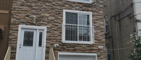 206 WOODWARD ST