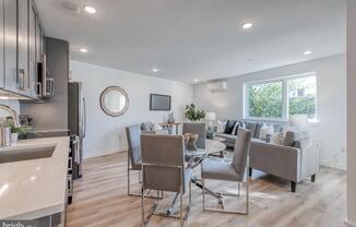 1344 46 N MARSTON ST