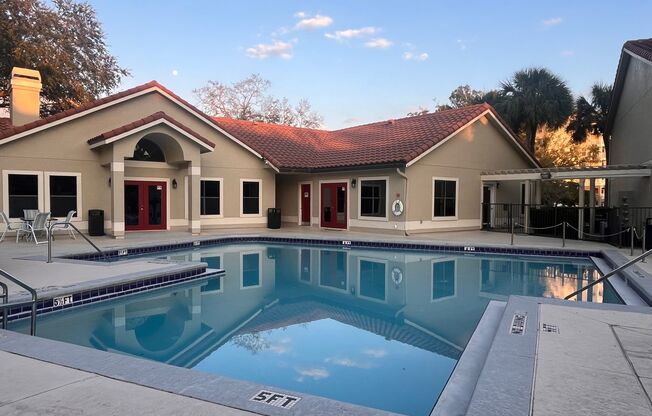 NICE!  2 BED / 2 BATH CONDO (ACROSS FROM CELEBRATION - NEAR DISNEY)