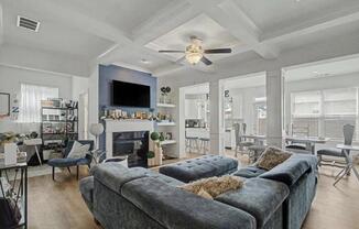 3 beds, 3 baths, 2,000 sqft, $2,800