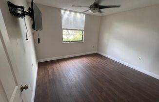 2 beds, 2 baths, $2,100