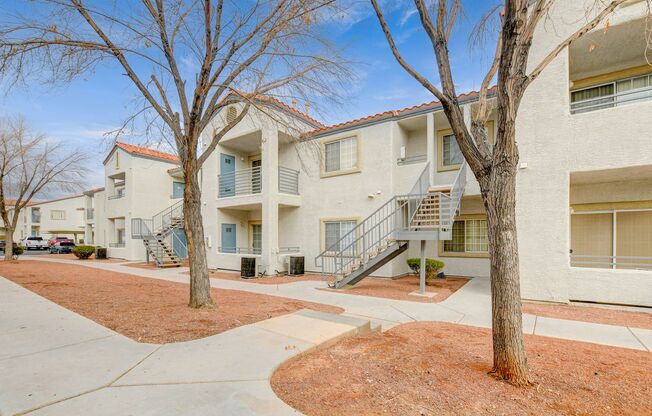 Beautiful 2 Bedroom 2 Full Bath Condo