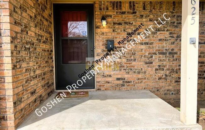 1625 N MT CARMEL AVE